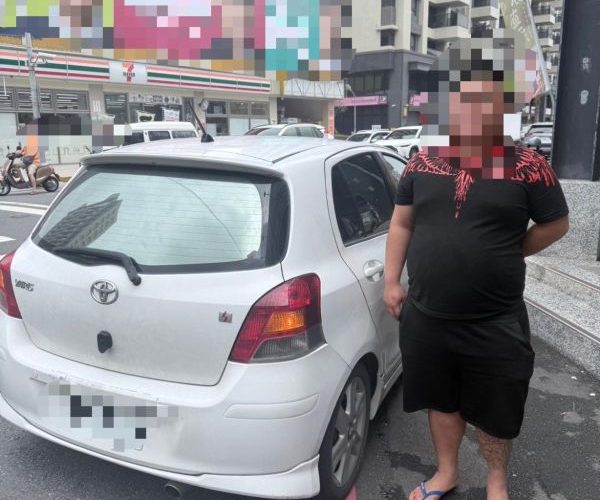違停露餡！男子謊稱找叔叔聊天　前鎮警當場查出毒犯3